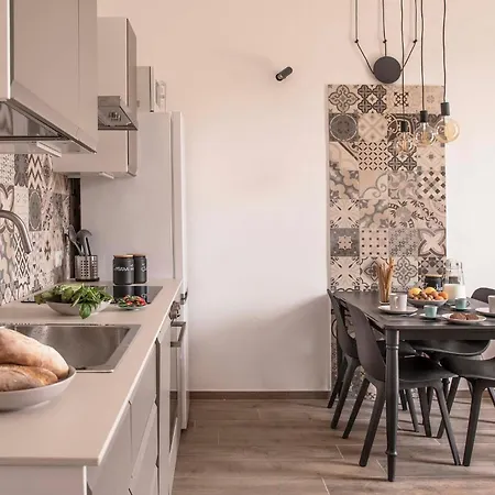 Porpora 109 - Comfy Flat In Loreto District Milánó